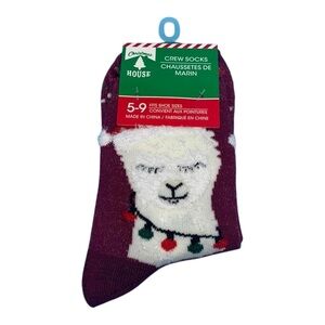 Christmas House women's Christmas Llama Socks. Fits shoe size 5-9, Crew Cut. New